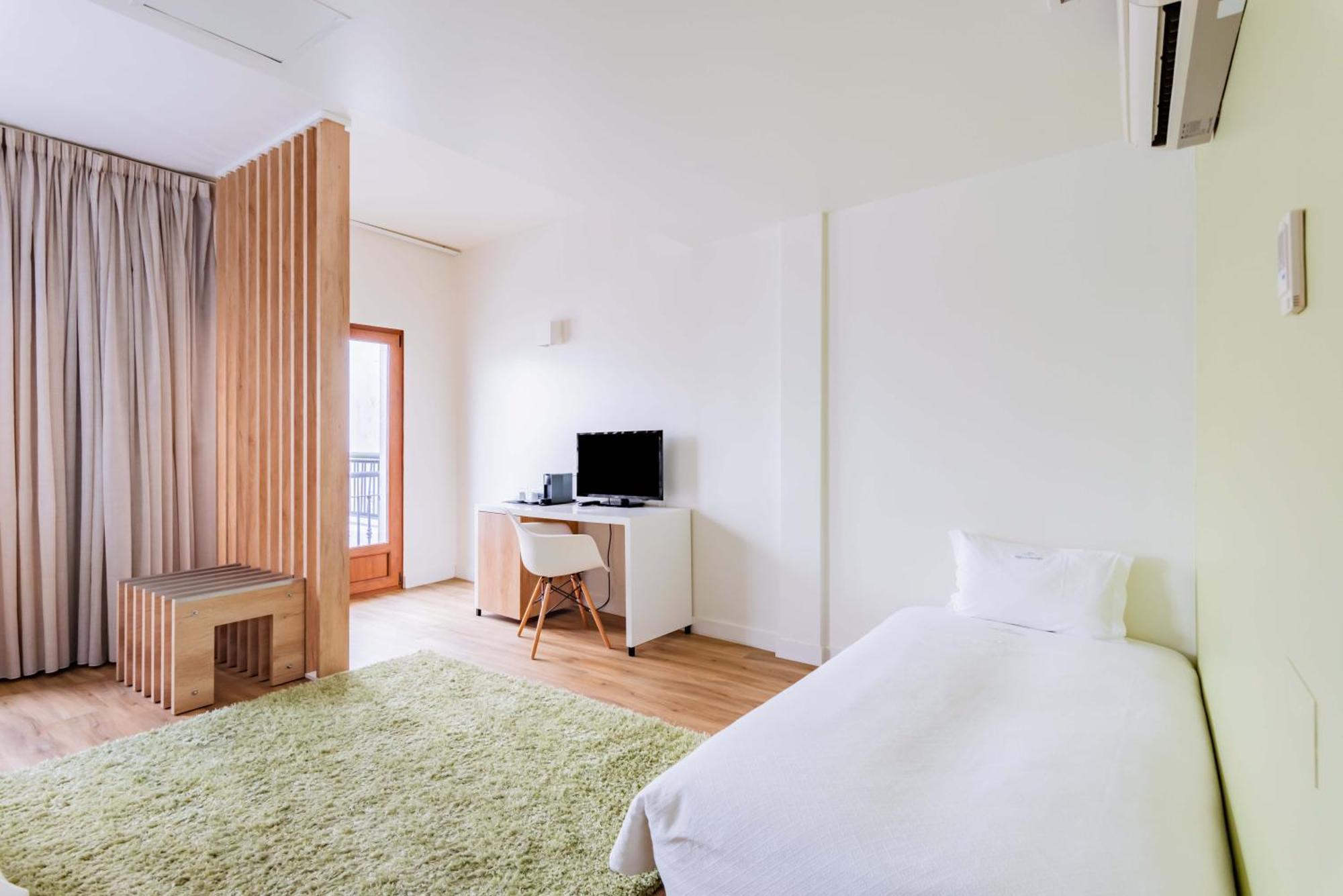Porta Da Arrabida Suites Palmela Room photo