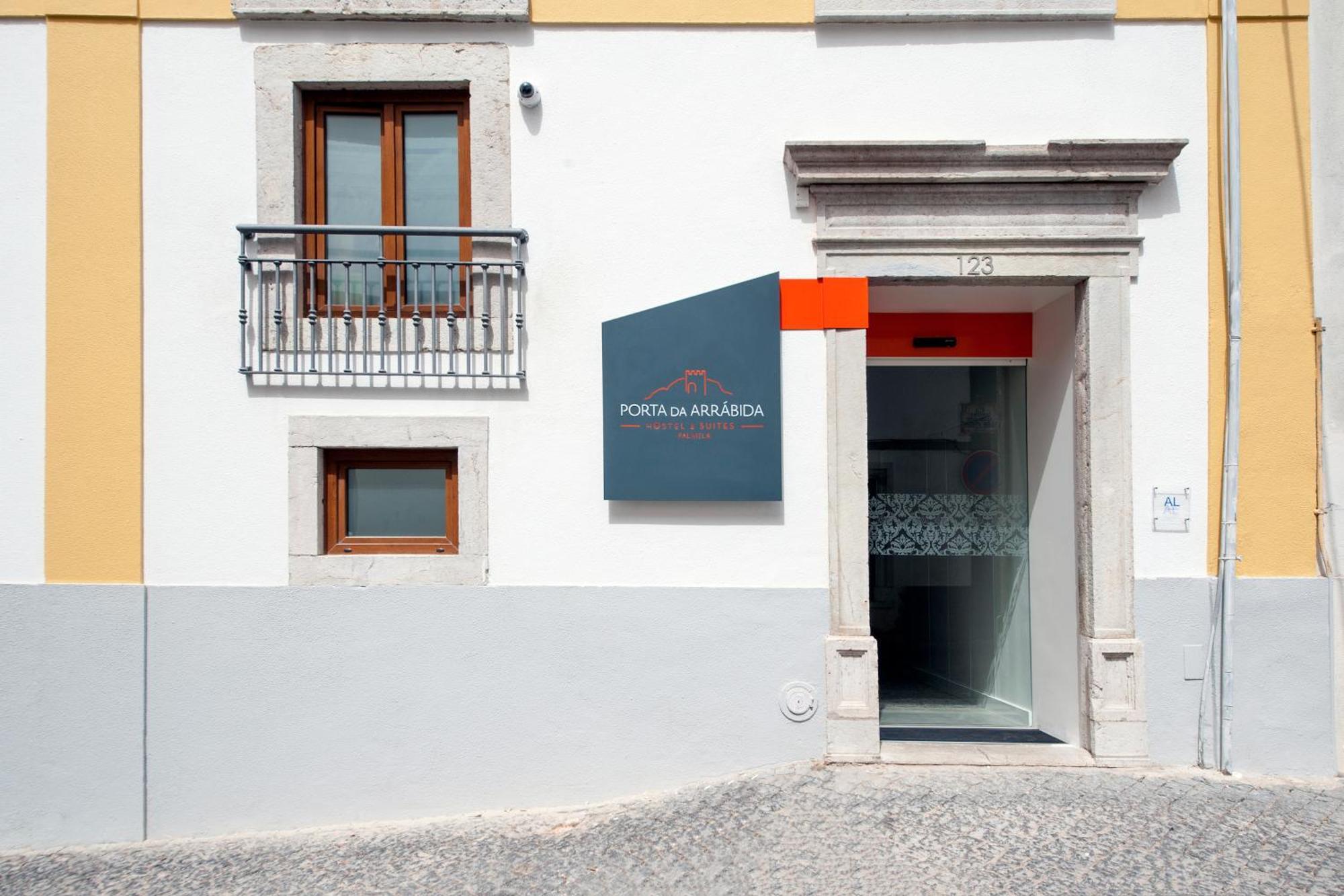 Porta Da Arrabida Suites Palmela Exterior photo