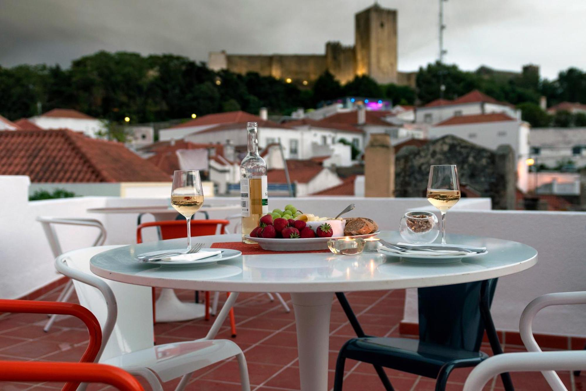 Porta Da Arrabida Suites Palmela Exterior photo